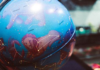 Terhalang  Social Distancing, 3 Zodiak Ini Punya Cara Seru untuk Tetap Berkencan dengan Pasangannya