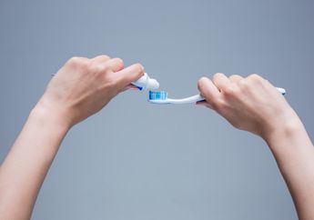 5 Manfaat Tersembunyi Pasta Gigi, Bisa Bersihkan Perabot Rumah Hingga Bikin Sepatu Kembali Kinclong!