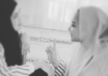 Sempat Didekati Raffi Ahmad Tapi Akhirnya Nikahi Bule, Pesinetron Cantik Ini Rela Tinggalkan Kemewahan dan Hidup Sederhana di Pulau Dewata Hinga Diam-diam Sudah Hijrah Usai Cerai dari Sang Suami!