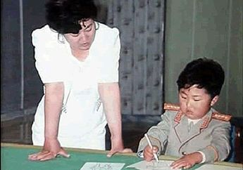 Jarang Dibicarakan, Inilah Ko Young-hee, Sosok Ibu Kim Jong-un yang Ternyata Punya Pengaruh Besar terhadap Sang Diktator Korea Utara