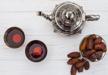 Rutin Minum Air Rendaman Kurma Sebelum Makan Sahur, Ampuh Turunkan Kolesterol Jahat Hingga Membuang Racun Tubuh