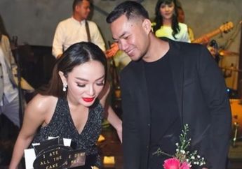Zaskia Gotik Labuhkan Hatinya Kepada Duda Tajir Anak 1 Asal Balikpapan, Sosok Suami Sang Pedangdut Ternyata Bukan Orang Sembarangan, Pengusaha Batu Bara Terkenal Hingga Ketua KONI