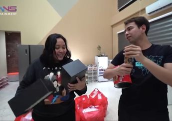 Sebelumnya Pinjamkan Tas Mahalnya, Nagita Slavina Akhirnya Beri Tas Gucci pada Rizki di Hari Ulang Tahunnya