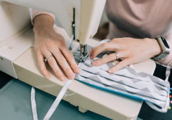 Masker Medis Masih Langka? Tak Perlu Khawatir Kalian Dapat Membuatnya Sendiri di Rumah dengan Bahan Sederhana!  &nbsp;