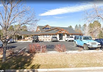 Menabung di Bank Lewat Sistem Drive Thru, Pria ini Justru Dilaporkan Polisi oleh Teller Bank, Rupanya ada Benda Berbahaya di Dalam Kantung Uangnya