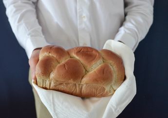 Ramadhan 2020: Pandemi Corona, Relawan Masjid Jerman Kirimkan Seribu Makanan Gratis untuk Muslim dan Non-Muslim