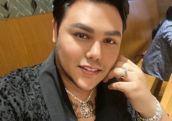 Ingin Karyawannya Tetap Sejahtera di Tengah Pandemi Corona, Ivan Gunawan Buka Bisnis Mukena hingga Peyek