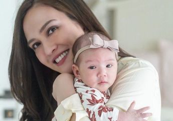 Pamer Potret Jalan-jalan Bersama Sang Anak di Tengah Pandemi Corona,&nbsp;Shandy Aulia: Udara Jakarta yang Sekarang Lebih Bersih dan Langit Lebih Biru