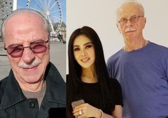 Tak Terima Nama Baik Bosnya Jadi Hancur, Sekretaris Pribadi Syahrini Angkat Bicara: Begitu Gilanya Kalau Bilang Itu Sugar Daddy, Kita Liburan Sama Mantu dan Cucunya Juga!