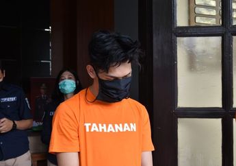 Ferdian Paleka Bisa Tidur Nyenyak Lagi, Polisi Telah Pindahkan sang YouTuber Prank Sembako Sampah ke Sel Lain Agar Tak Dibully Lagi