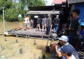 Mandi di Kali, Seorang Gadis Remaja Dikabarkan Hilang Saat Berenang, Tiga Rekannya Menyaksikan Tangan Devi di Mulut Buaya!