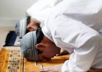 Cara Salat Idul Fitri di Rumah, MUI: Boleh Jamaah atau Sendiri