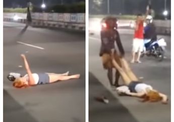 Viral Video Cewek Berpakaian Minim Guling-guling di Tengah Jalan Sambil Meracau Berakhir Diseret Pedagang Sekitar, Begini Videonya...