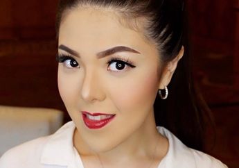 Rela Kucing-kucingan Agar Tak Ketahuan, Tina Toon Salah Tingkah Saat Sosok Kekasihnya Dibongkar di Depan Joshua Suherman dan Tasya Kamila, Berprofesi Pengusaha dan Sudah 2 Tahun Menjalin Cinta!