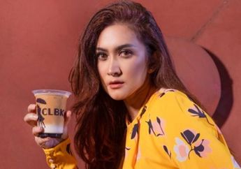 Tak Tahu Nama-nama Bumbu Masakan, Nafa Urbach Blak-blakan Akui Tak Bisa Masak Hingga Kalah Set dari Sang Anak: Belajar Masak Susah Banget Gue Enggak Bisa