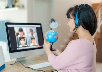 Guru, Begini Cara Efektif agar Belajar-mengajar dari Rumah Lebih Mudah dan Menyenangkan