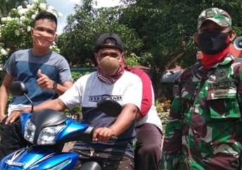 Akal-akalan Warga di Tengah Pandemi Covid-19, Pakai Batok Kelapa karena Kehabisan Masker: Mending Begini Nahan Malu daripada Disuruh Putar Balik