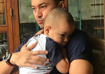 Sudah Jadi Kakek 2 Cucu Meski Baru 45 Tahun, Aktor Senior ini Tetap Awet Muda dan Punya Perut Six Pack, ini Rahasianya!