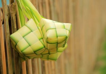 Idul Fitri 2020 : Selalu Jadi Menu Lebaran Khas Indonesia, Begini Filosofi Ketupat