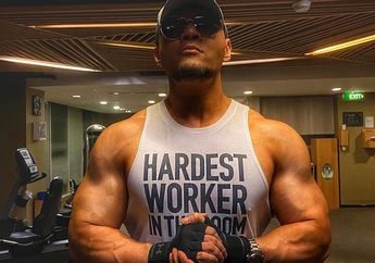 Ucapkan Selamat Hari Raya Idul Fitri, Deddy Corbuzier Ajak Masyarakat Gotong Royong Lawan Pandemi Covid-19: Yuk Kita Percaya pada Pemerintah Kita!