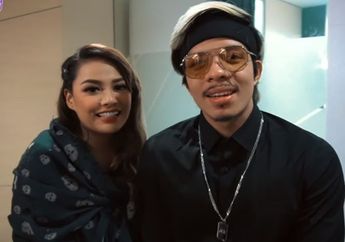 Minta Jam Tangan Mahal Malah Dibilang Matre Sama Krisdayanti, Aurel Hermansyah Sekarang Malah Berlimpah Hadiah Mewah dari Ibu Tirinya: Lebaran Ini Saja Dapat Kalung Emas dan Berlian 