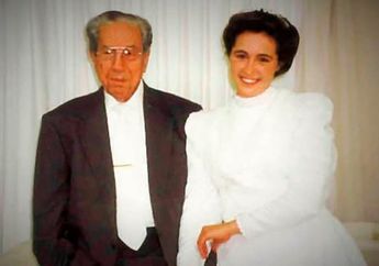 Hanya Bisa Pasrah, Wanita 19 Tahun Dipaksa Menikahi Pria 85 Tahun, dan Harus Berbagi dengan 63 Wanita Lainnya