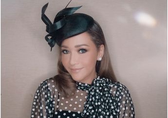 Dandan Cantik Elegan Sambil Tenteng Tas Super Mewah, Siapa Sangka Jika Gantungan Tas Maia Estianty Harganya Selangit, Netizen Auto Lemes: Harga 5 Ribu Aja Kadang Mikir