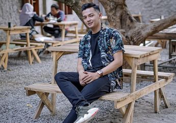 Paras Dory Harsa Tampan Bak Pangeran Raja hingga Banyak Digandrungi Kaum Hawa, Intip Cantiknya Sosok Mantan Istri Sang Penabuh Gendang Didi Kempot yang Bikin Semua Terpana!