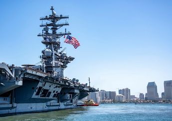 Tambahi Ketegangan, Iran Buat Kapal Induk yang Sangat Mirip Dengan Milik Musuh Bebuyutannya, Rupanya Ini Alasannya