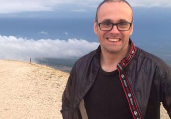 Kena Herpes Setelah Berciuman, Pria Ini Tuntut Pasangan Kecannya hingga Minta Ganti Rugi Milyaran!