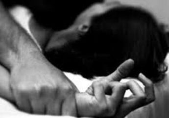 Benar-benar Playboy Cap Kadal! Usai Hamili Gadis Belia, Pemuda di Lamongan Justru Nikah dengan Wanita Lain