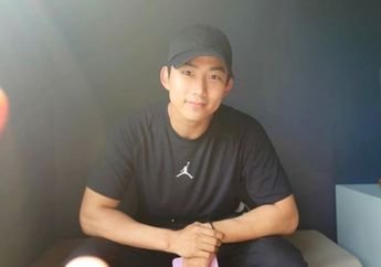 Bukan dari Kalangan Selebritis, Identitas Kekasih Taecyeon 2PM Terungkap, Lebih Muda 4 Tahun!