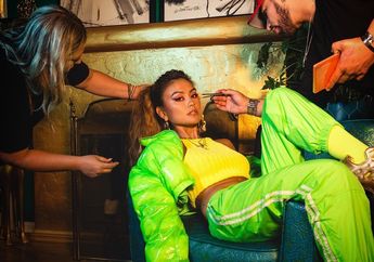 Mengaku Sulit untuk Diet,&nbsp;Agnez Mo Ceritakan Nikmatnya Makan&nbsp;Nasi Padang pada Rekan Duet Asal Amerika : Pas Balik Ke LA, Aduh Salad Lagi Salad Lagi!