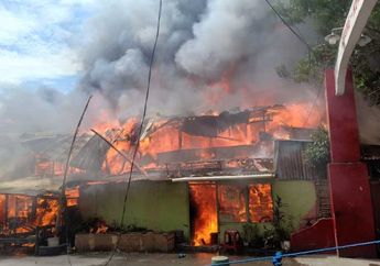 Hendak Padamkan Kobaran Api, 3 Petugas Damkar di Makassar Justru Jadi Pelampiasan Amarah Warga, Korban sampai Dapat 6 Jahitan di Alis!