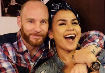 Bikin Hati Terpikat, Pria ini Jelaskan Alasan Mengapa Banyak Pria Bule Jatuh Cinta dengan Wanita Indonesia