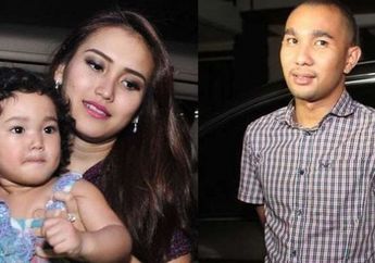 Bongkar Identitas sang Mantan yang Rambutnya Kayak Mangkok Tapi 180 Derajat Lebih Segala-galanya dari Enji Baskoro, Ayu Ting Ting Pamer Kisah Hujan-hujanan Saat Naik Motor: Dia Cute dan Paling Sweet Sama Ayu!