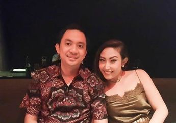 Pesona Tampannya Sukses Membuat Ayu Dewi Klepek-klepek, Kini Istri Regi Datau Blak-Blakan Ungkap Perubahan Sang Suami yang Makin Gempal, Netizen Sampai Syok!  &nbsp;
