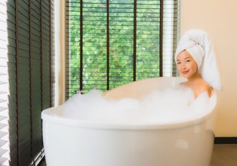 Membongkar Mitos Langsung Mandi Setelah Makan Bisa Timbulkan Bahaya, Ternyata Begini yang Akan Terjadi Pada Tubuh!