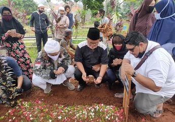 Titipkan Pesan Terakhir pada Putranya, Papa T Bob Ingin Tegakkan Hak Cipta,&nbsp;T Bob Vargo:&nbsp;Papa Ingin Karyanya Selalu di Hati