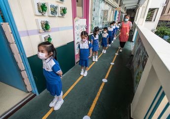 Baru Beberapa Hari Kembali ke Sekolah, 91 Siswa Langsung Positif Covid-19, Pemerintah Negara Ini pun Langsung Tutup Sekolah Lagi, Bahkan Kepala Sekolah Minta Maaf Sambil Membungkuk