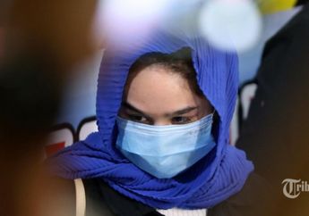 Menunduk Malu Minta Maaf di Hadapan Publik, Artis HH Ternyata Sudah Berkelana di Dunia Prostitusi Online Selama Satu Tahun, Faktor Ekonomi Jadi Pemicunya!