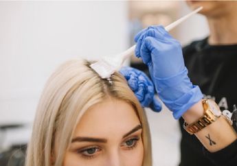 Arti Mimpi Mengecat Rambut, Ternyata Bisa Jadi Pertanda Baik dan Buruk Tergantung Warnanya, Simak Penjelasannya