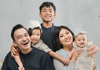 Nyaris Tembus Rp 1 Miliar, Outfit Keluarga Ruben Onsu Saat Datangi Acara Tukul Arwana Bikin Netizen Elus Dada: Ngeri Banget Keluarga Sultan Geprek!