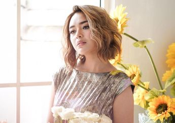 Pamer Foto Memesona di Atas Tangga, Tampilan Amanda Manopo Pakai Gaun Merah Muda yang Super Mewah Langsung Jadi Sorotan Netizen: Bidadari dari Surga!