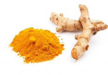 Berbagai Manfaat yang Bisa Anda Dapatkan dari Ramuan Kunyit dan Madu