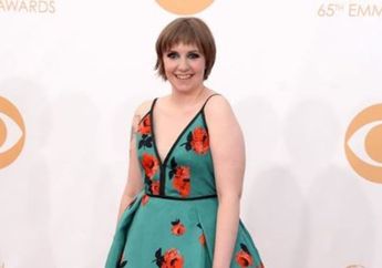 Sempat Terjangkit Covid-19 Selama 21 Hari, Lena Dunham Curhat Penderitaannya: Demam 102 Derajat hingga Tangan Mati Rasa!