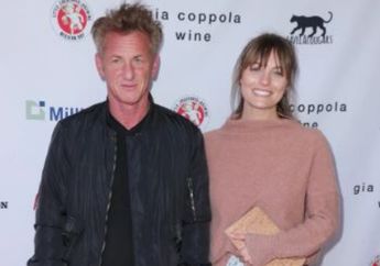 Sean Penn Diam-diam Menikahi Kekasihnya yang Beda 31 Tahun Lebih Muda!