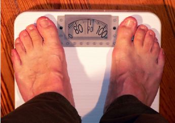 Tak Pede dengan&nbsp;Penampilan Setelah Melahirkan? Simak yuk Cara Turunkan Berat Badan dengan Mudah, Gak Pakai Diet Ketat!