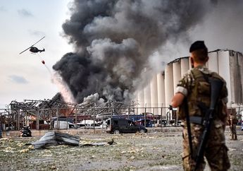 Viral Foto Pernikahan Pasangan Pengantin Ini Gagal Total Karena Ledakan di Beirut, Sampai Pengantin Wanita Harus Alami Ini