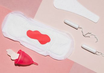 Populer Digunakan saat Haid, Inilah 3 Keunggulan Menstrual Cup Daripada Pembalut, Lebih Efektif Mana?